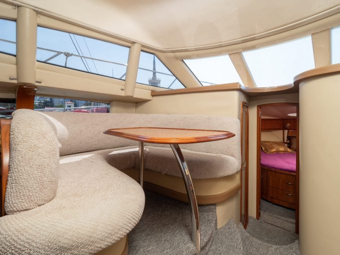 Carver 42 Mariner (004) | Интерьер 3