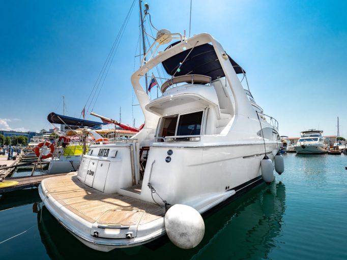 Carver 42 Mariner (004) | Экстерьер 10