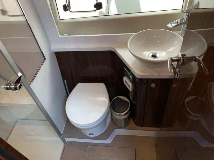 Fairline Targa 45 GT (021) | Интерьер 10