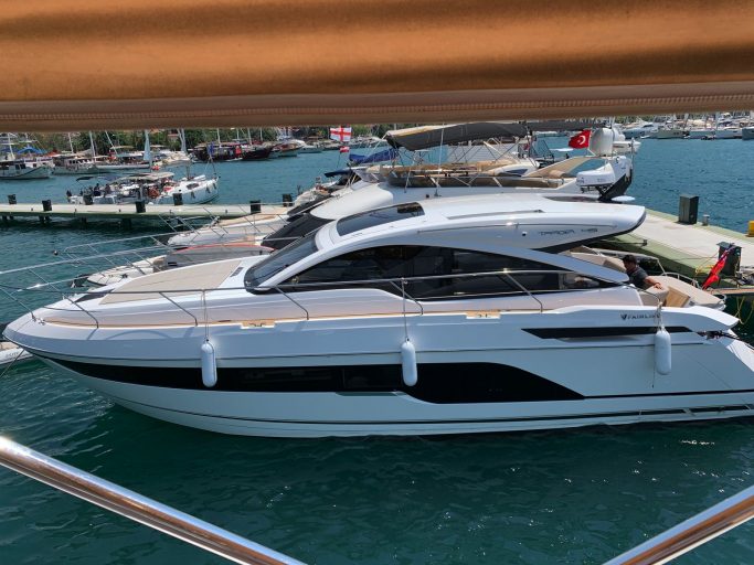 Fairline Targa 45 GT (021) | Экстерьер 2