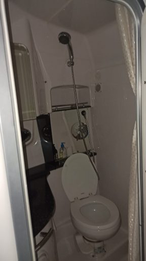 Four Winns 338 Vista (008) | Интерьер 5