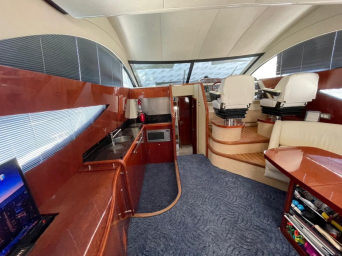 Fairline Phantom 46 (006) | Экстерьер 8