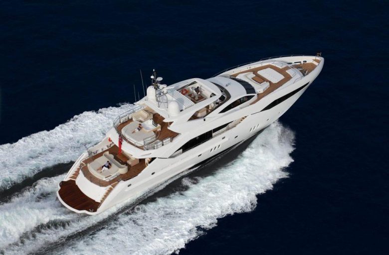 Sunseeker Predator 130 (010) | Экстерьер 3