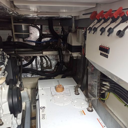 Windy 58 Zephyros (007) | Интерьер 5