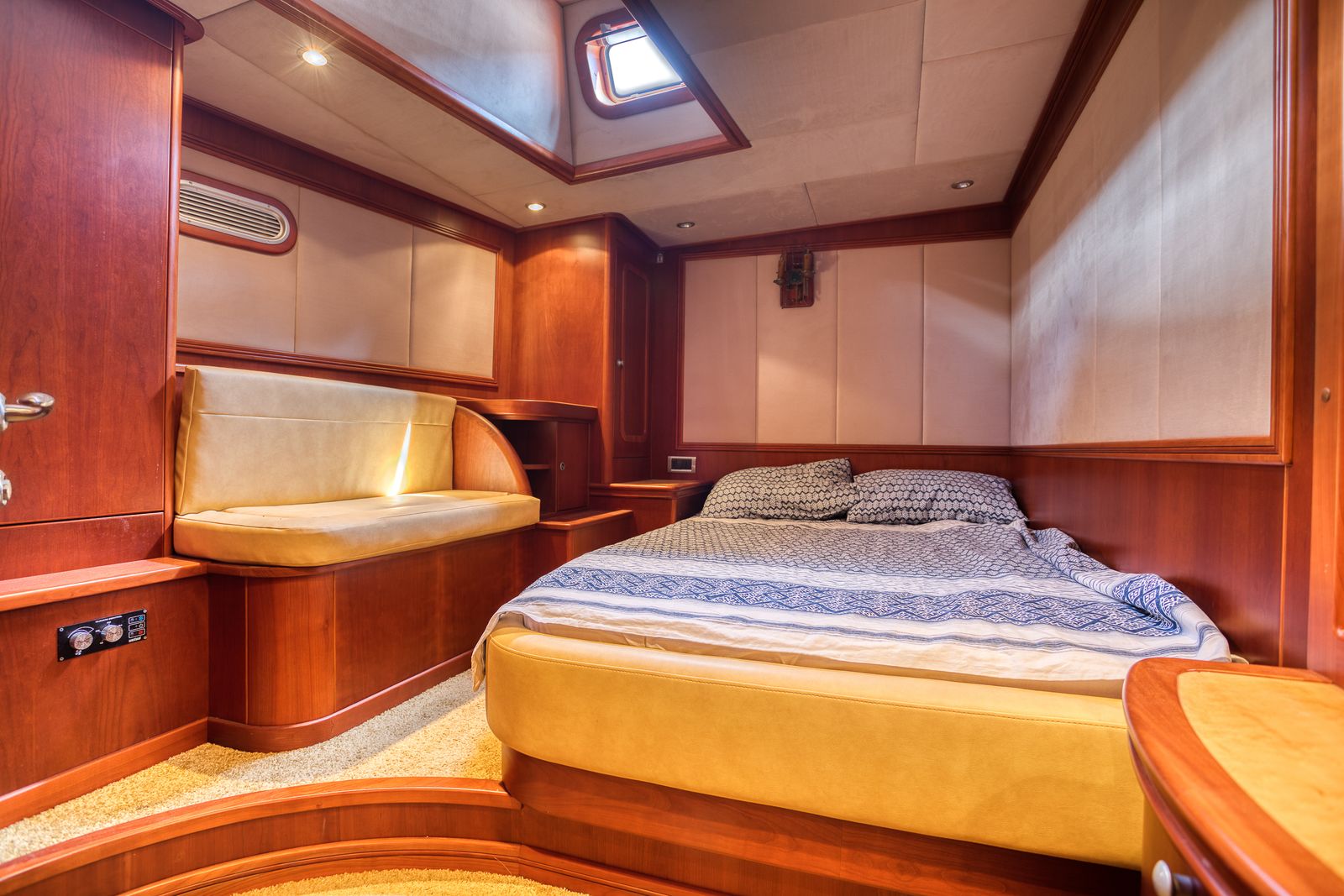 Anadel de Greyn (009) | Интерьер 7