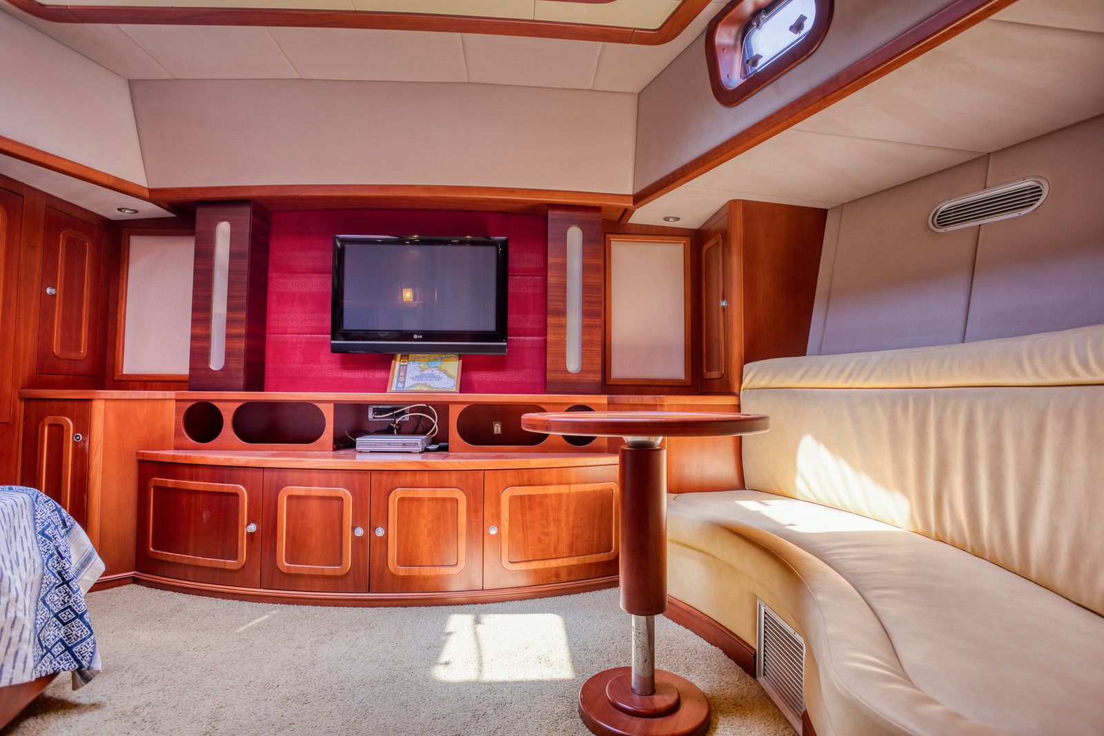 Anadel de Greyn (009) | Интерьер 6