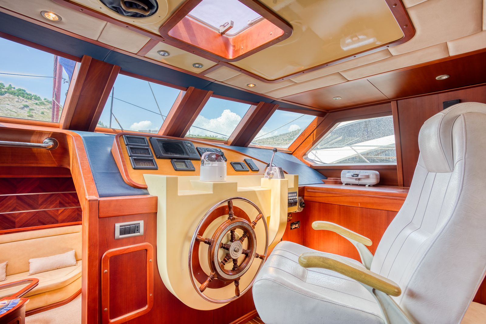 Anadel de Greyn (009) | Интерьер 5