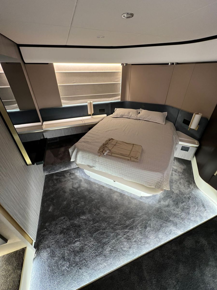 Azimut 55 (021) | Интерьер 10