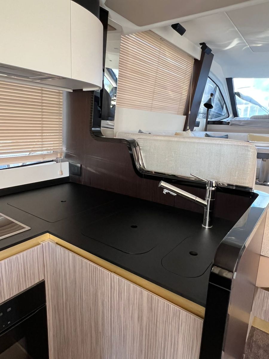 Azimut 55 (021) | Интерьер 2