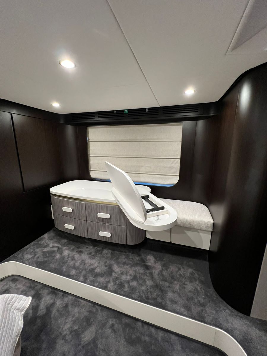 Azimut 55 (021) | Интерьер 21