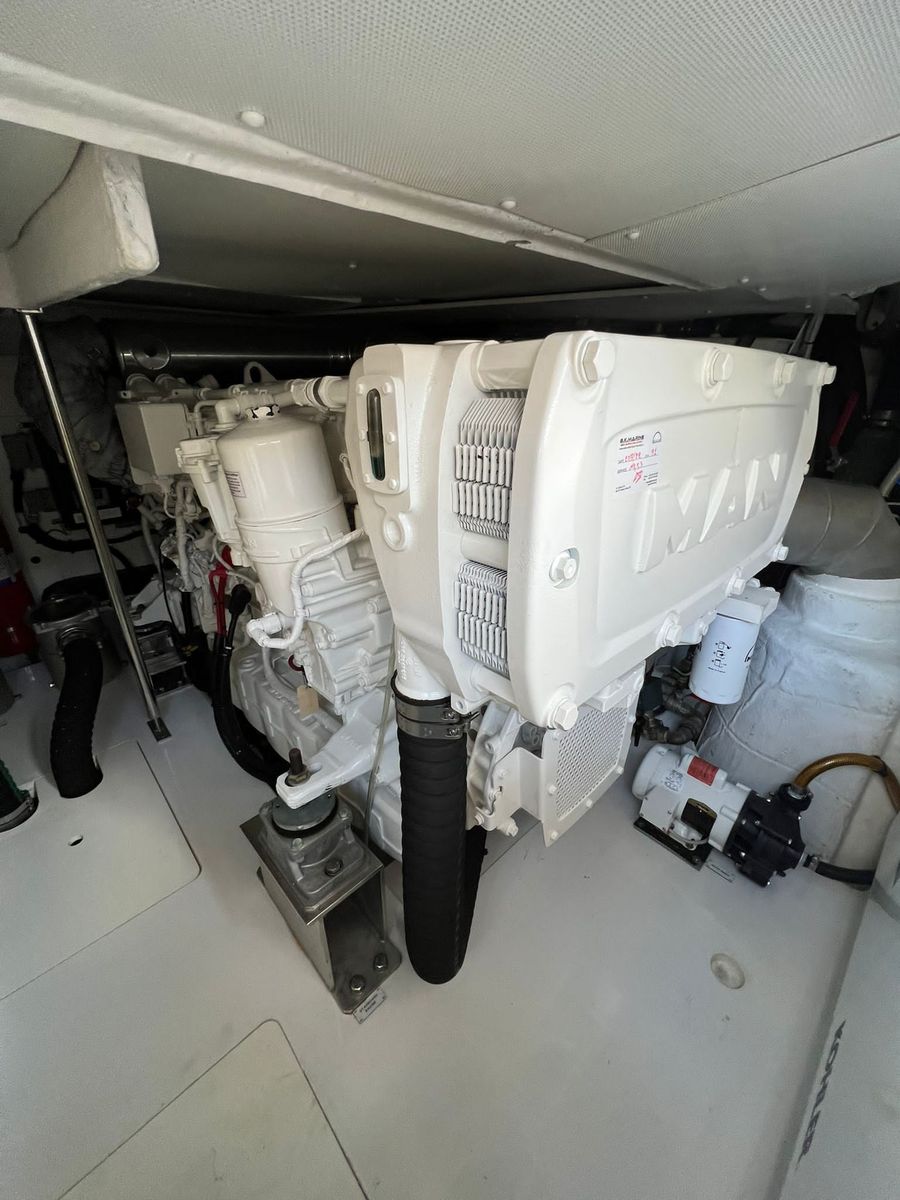 Azimut 55 (021) | Интерьер 30