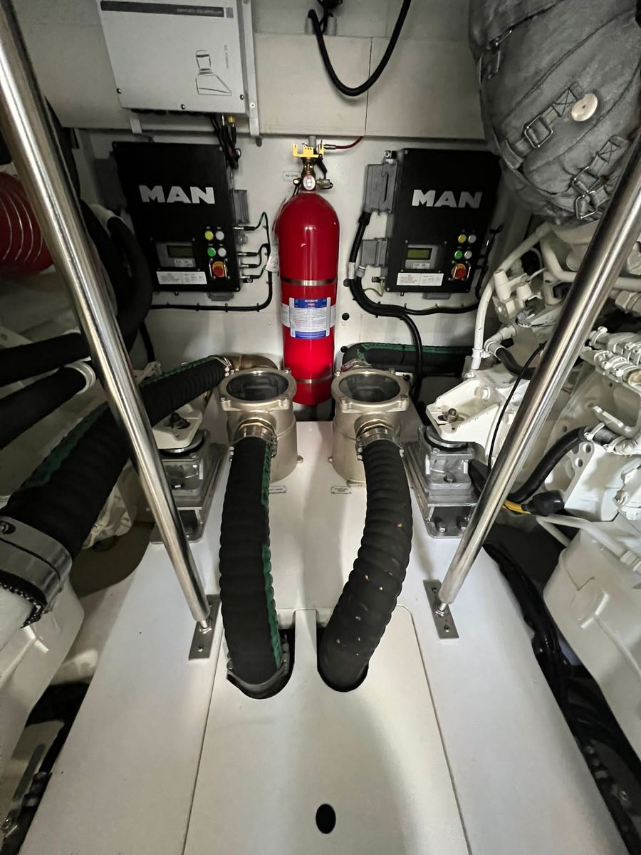 Azimut 55 (021) | Интерьер 32