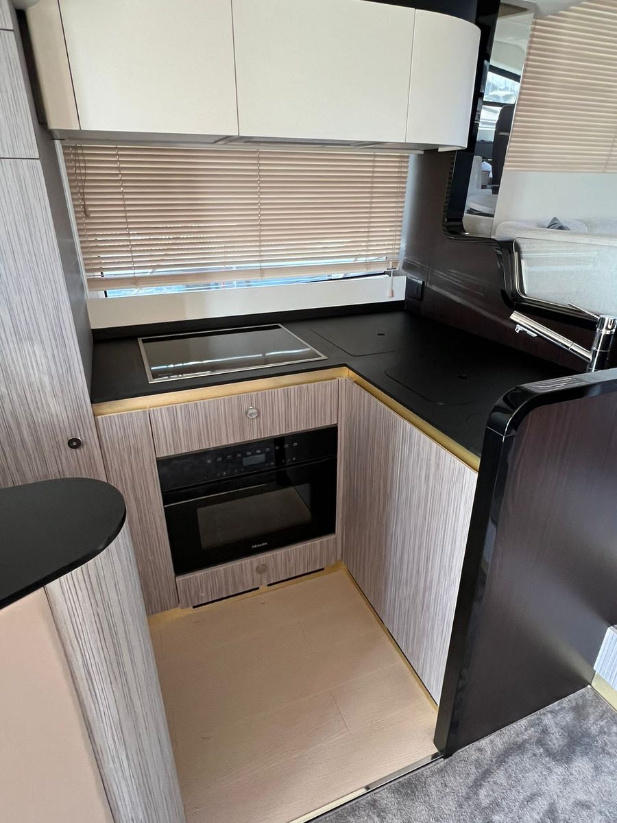 Azimut 55 (021) | Интерьер 5