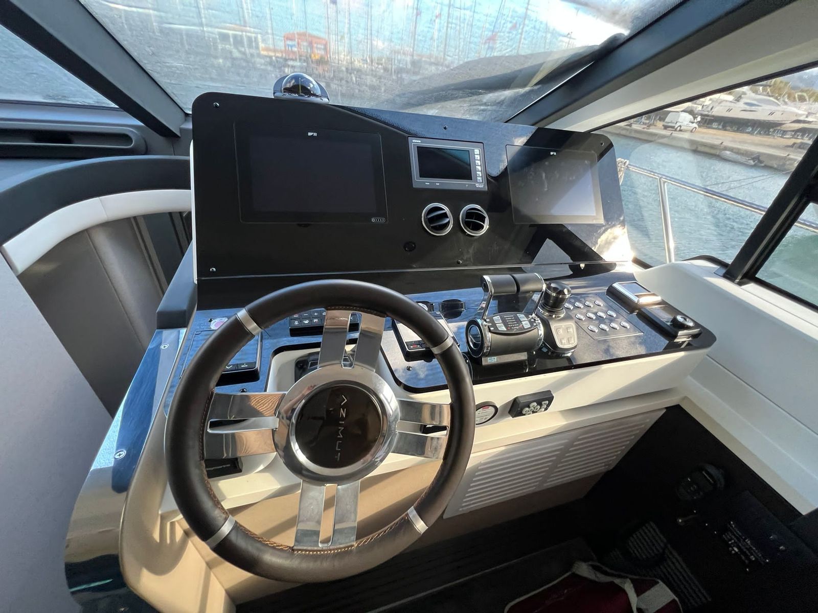 Azimut 55 (021) | Интерьер 6