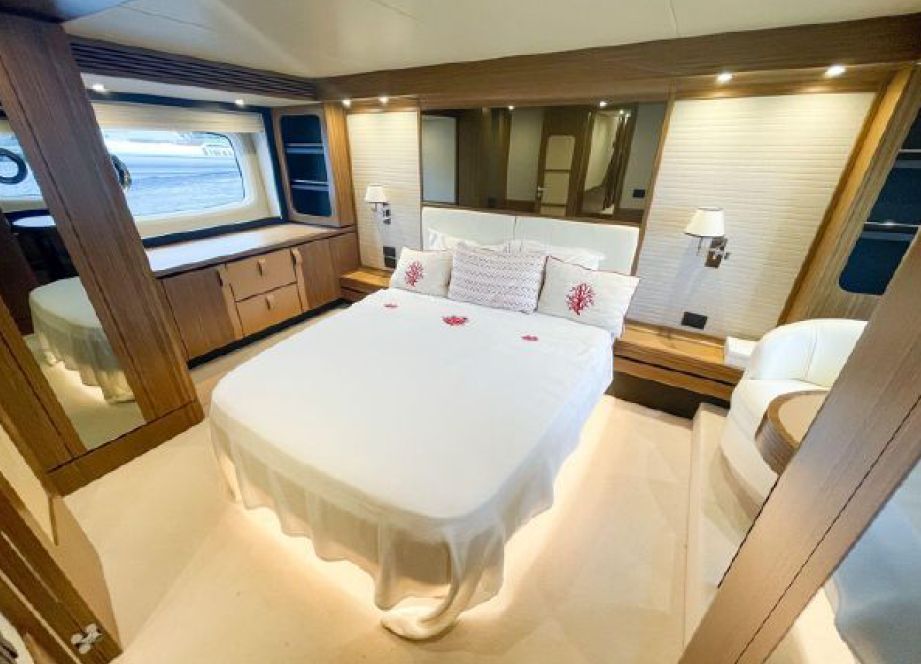 Azimut Magellano 66 (020) | Интерьер 9