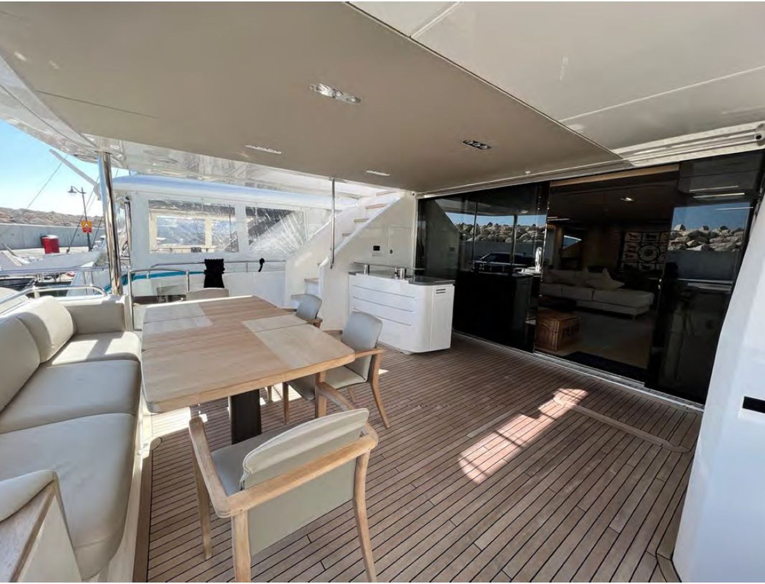 Princess 30M (019) | Экстерьер 3