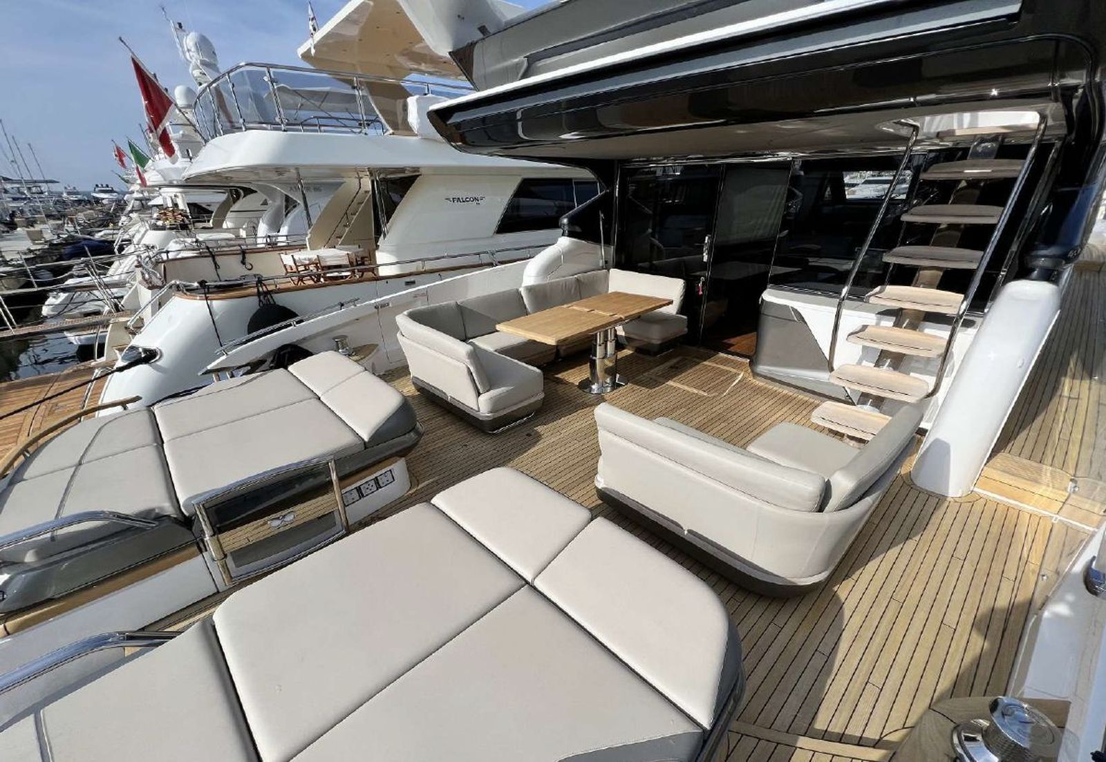 Princess S78 (121) | Экстерьер 3