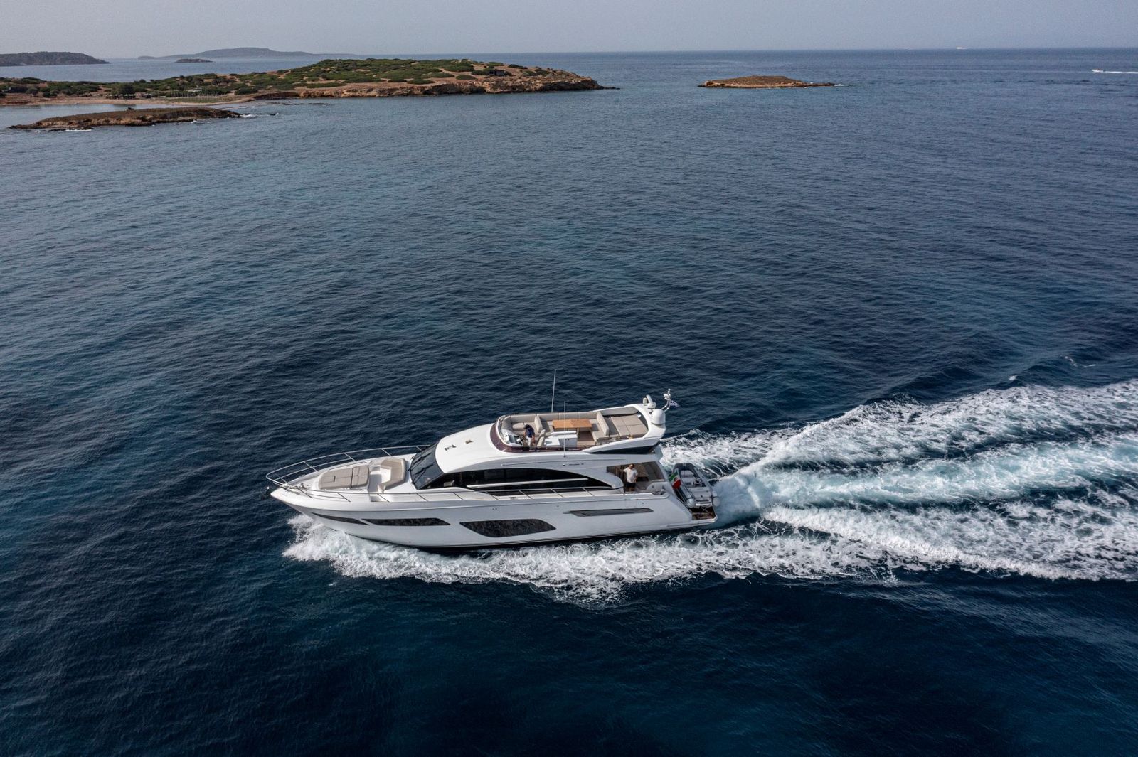 Princess F70 (020) | Экстерьер 15