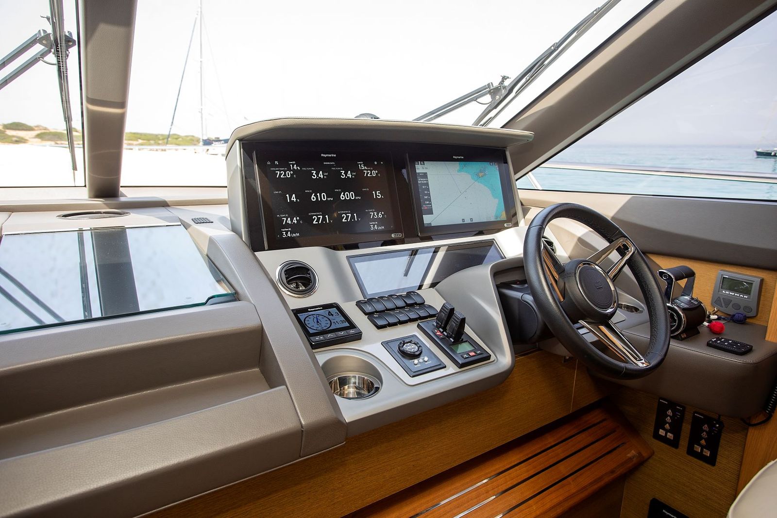 Princess F70 (020) | Интерьер 8