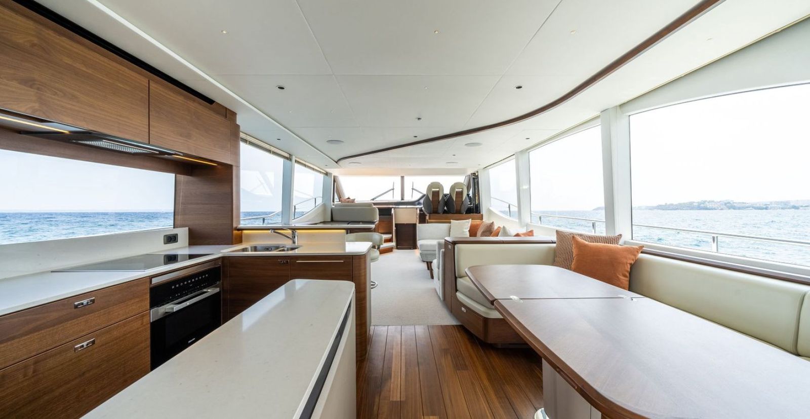 Princess Y72 (022) | Интерьер 1