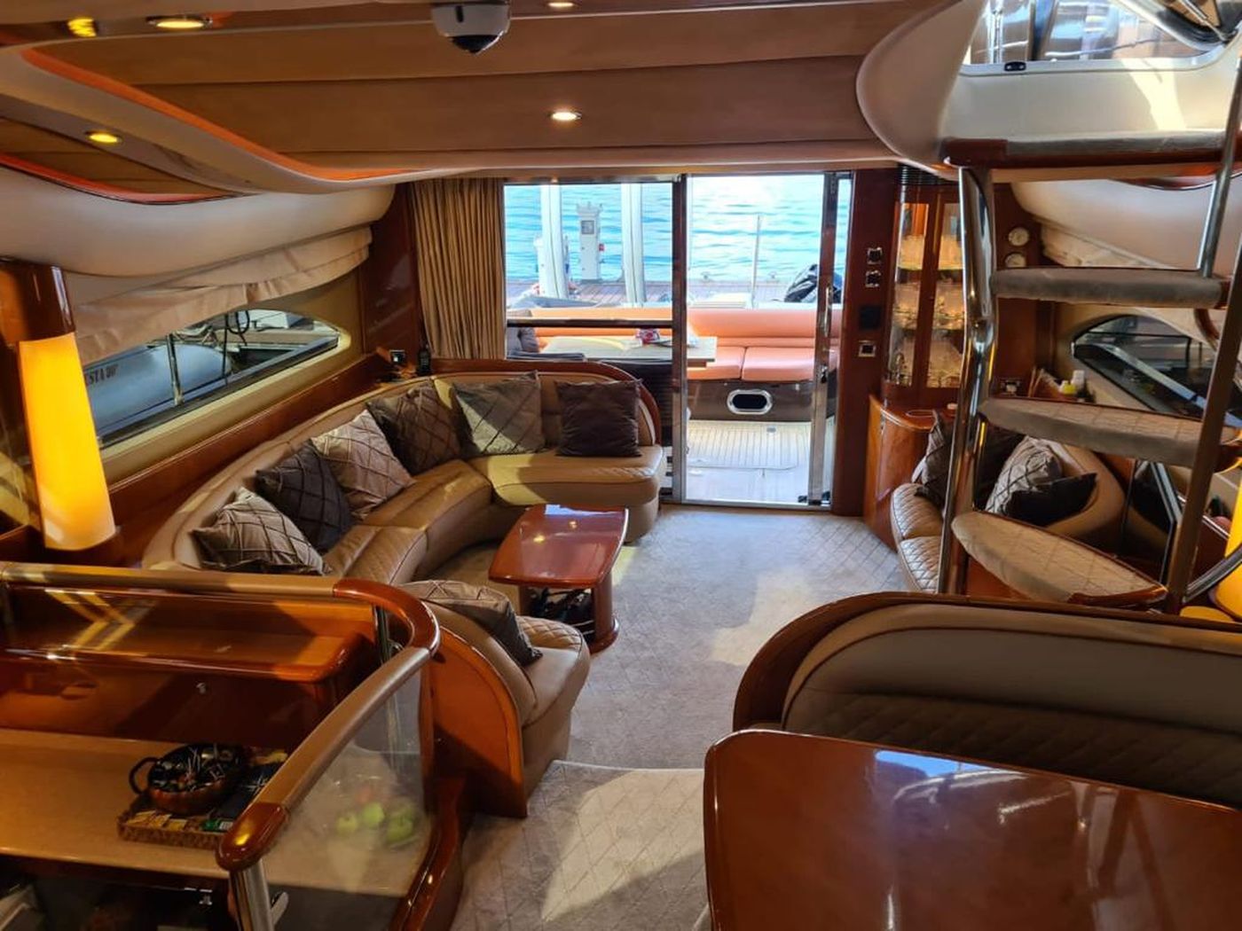 Princess 61 (2005) | Интерьер 2