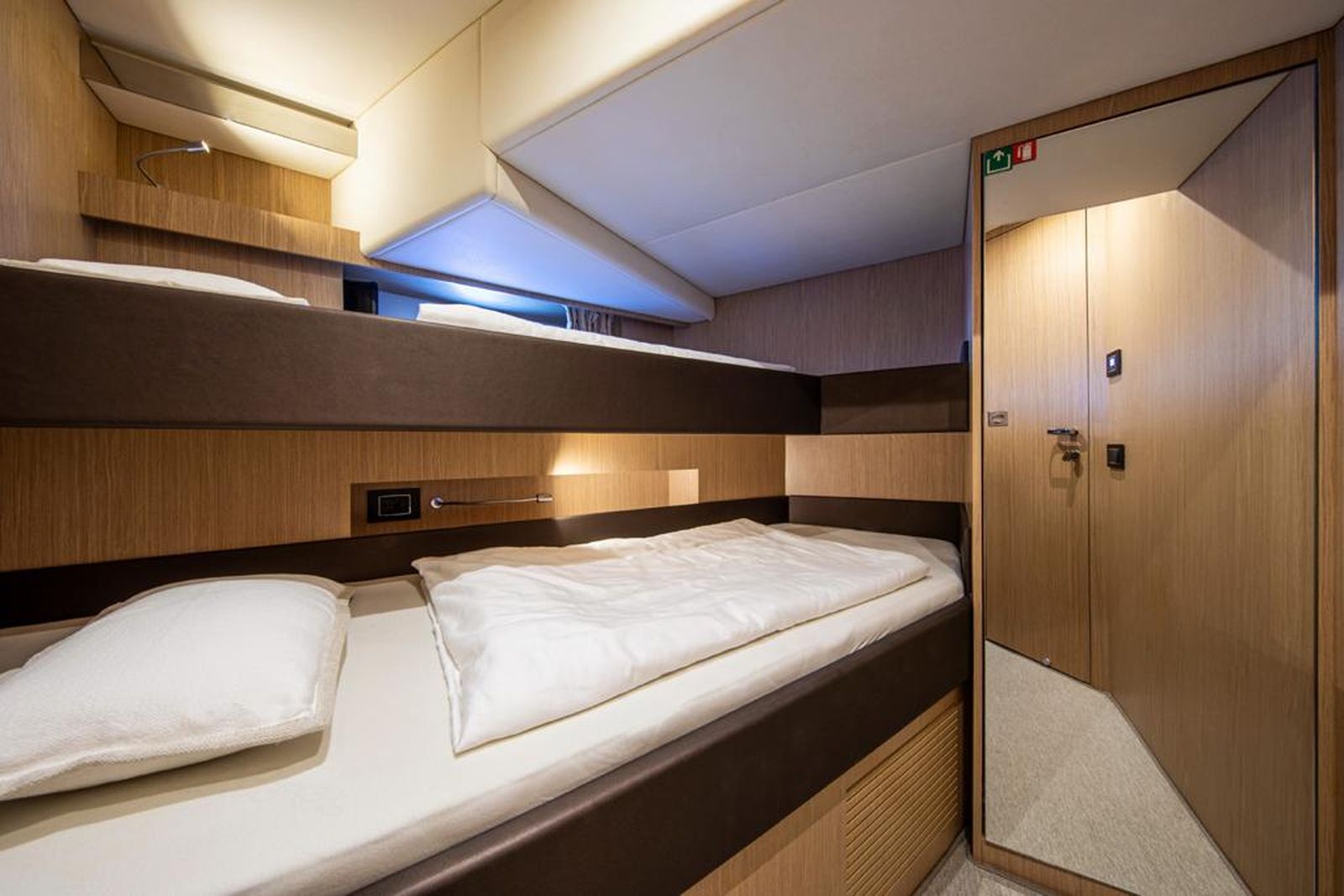 Riva Corsaro 100 (019) | Интерьер 18