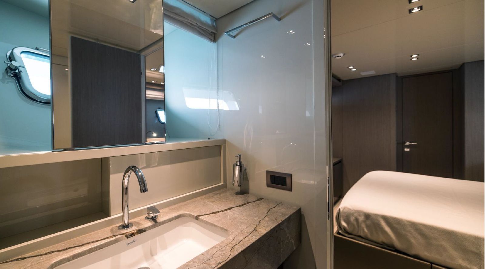 Sanlorenzo SX88 (022) | Интерьер 17