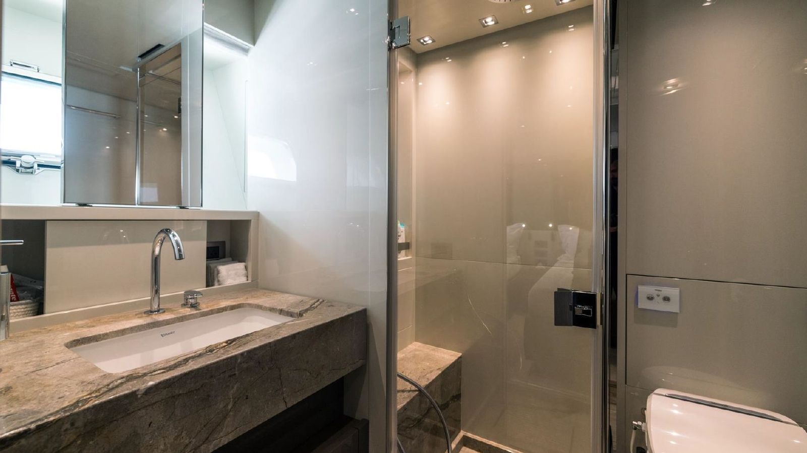 Sanlorenzo SX88 (022) | Интерьер 21