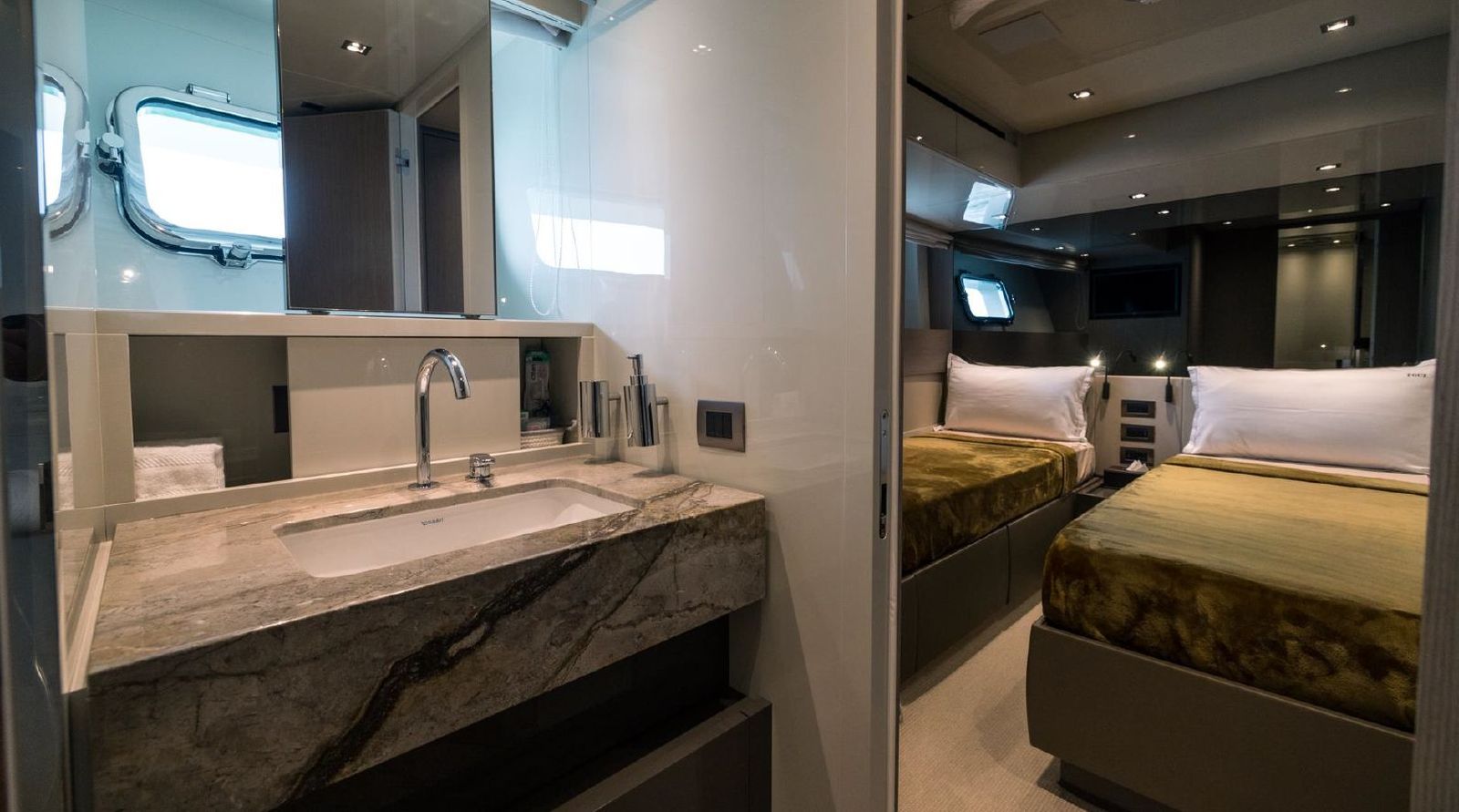 Sanlorenzo SX88 (022) | Интерьер 23