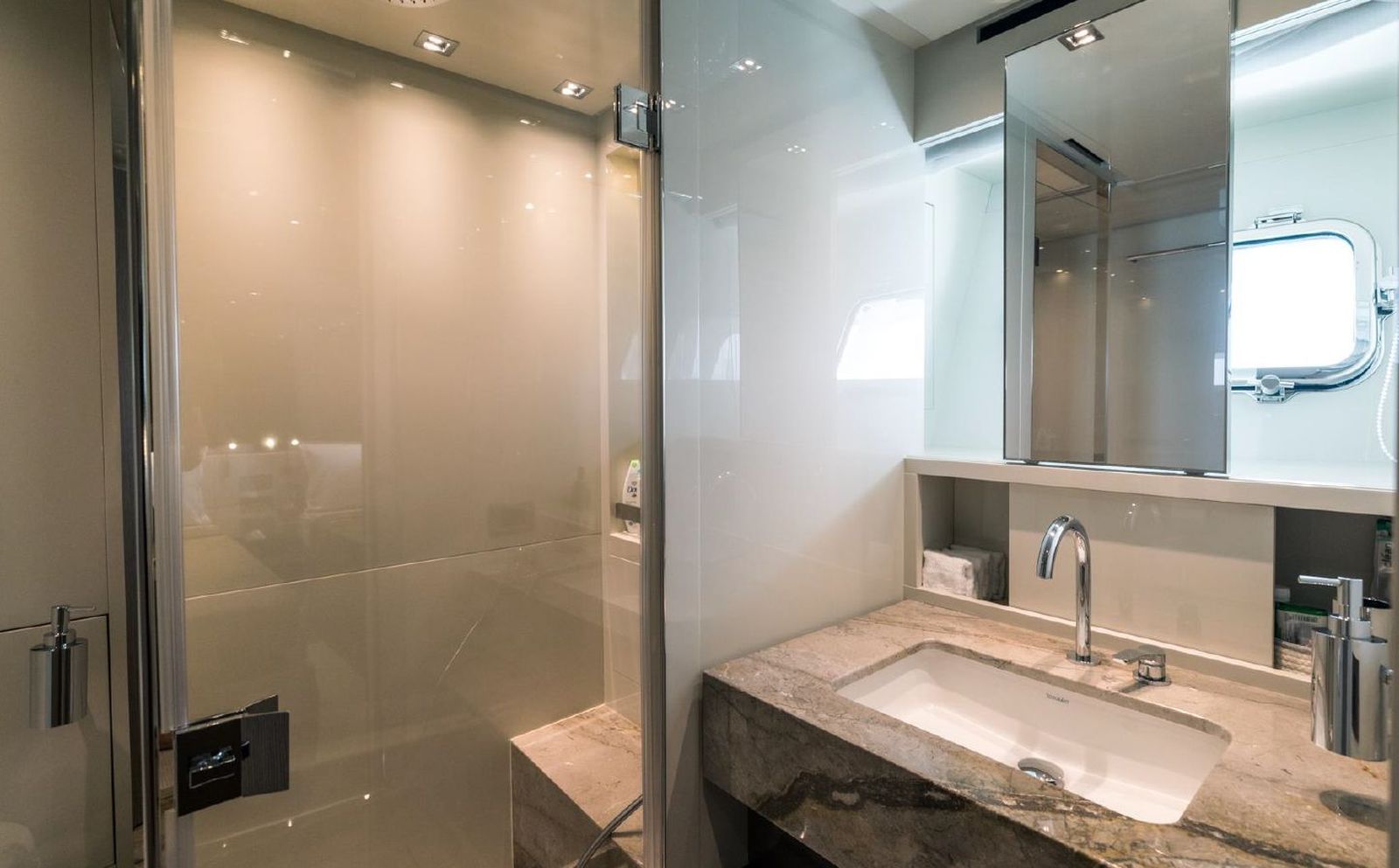 Sanlorenzo SX88 (022) | Интерьер 24