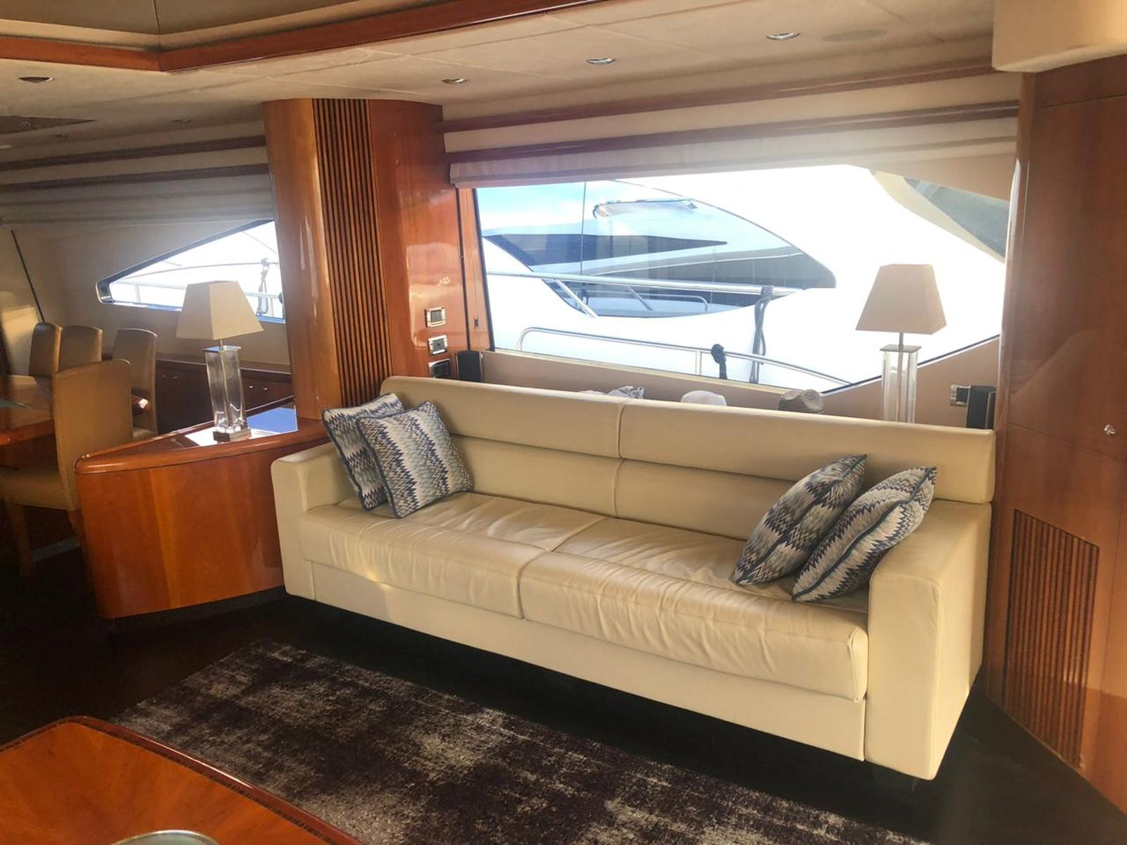 Sunseeker 82 Yacht (006) | Интерьер 5