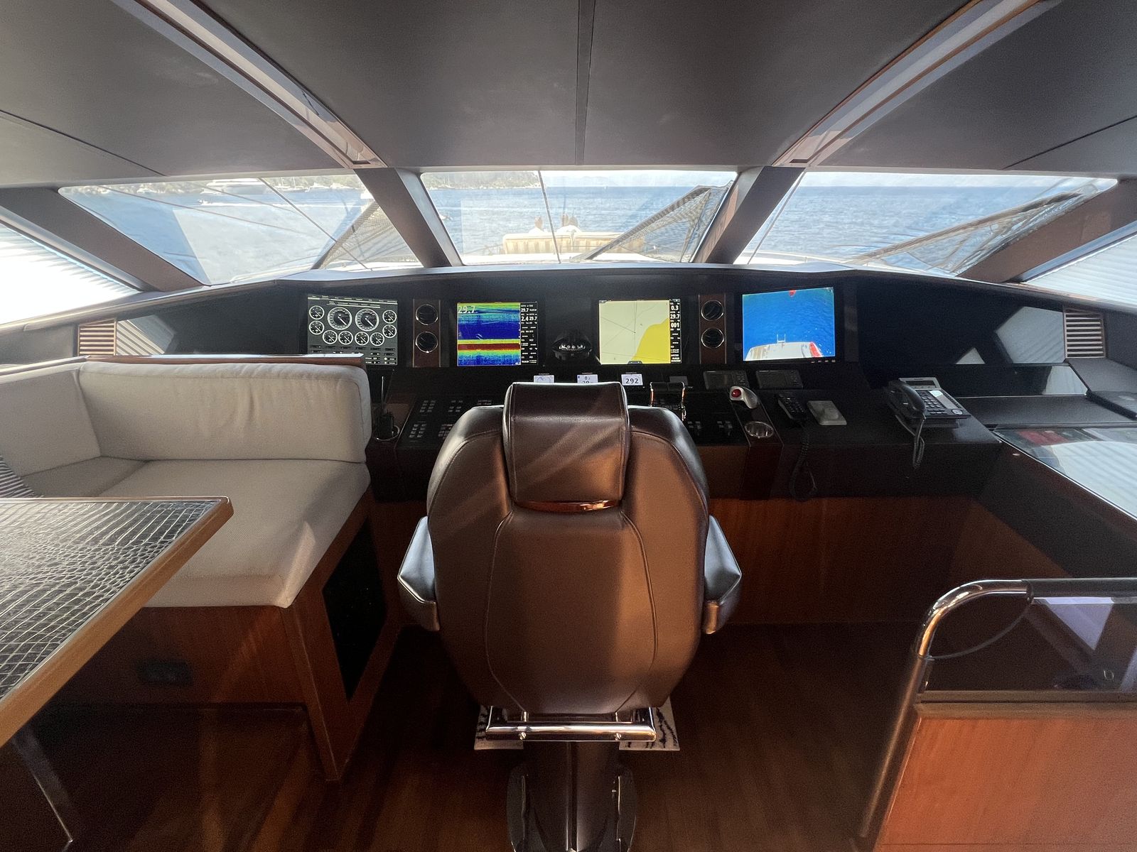 Princess 32M (013) | Интерьер 3