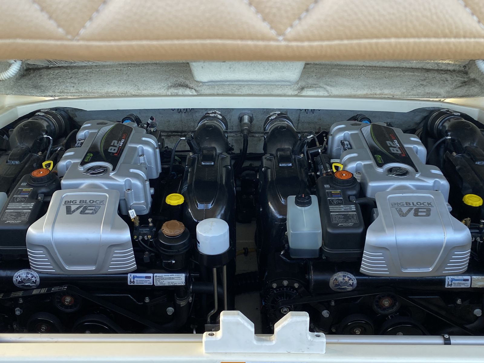 Chris Craft Corsair 34 (018) | Интерьер 11