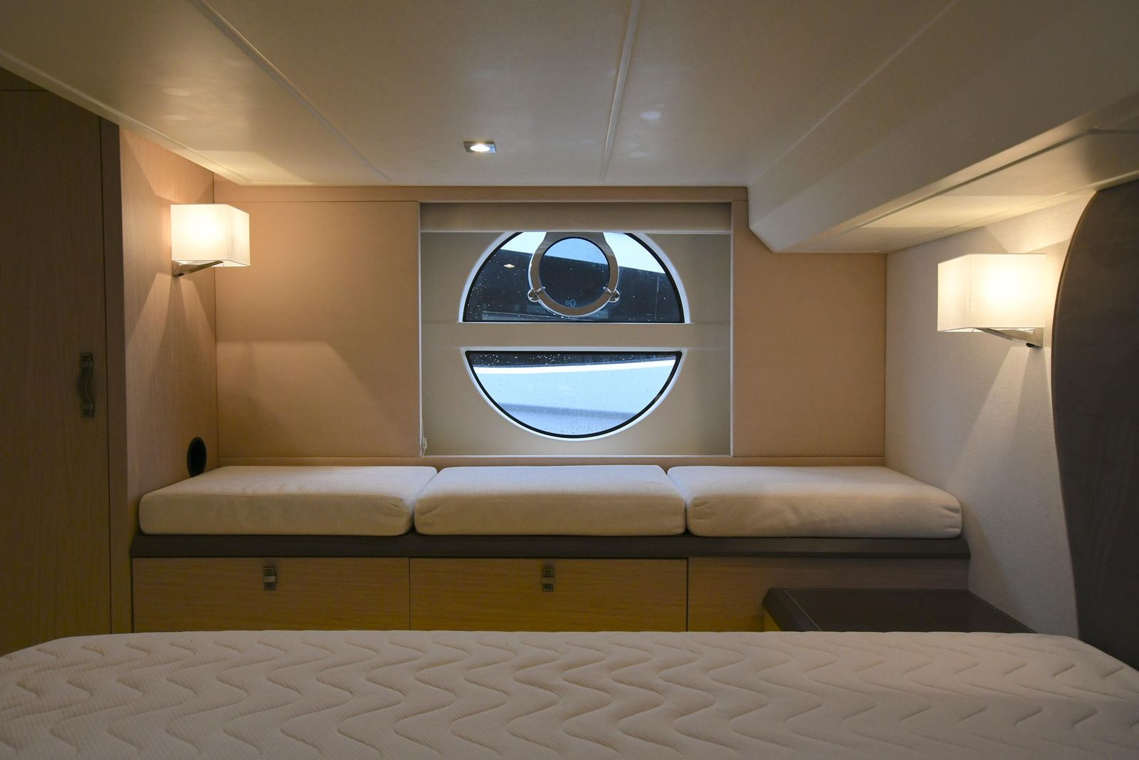 Monte Carlo MC5 (014) | Интерьер 3