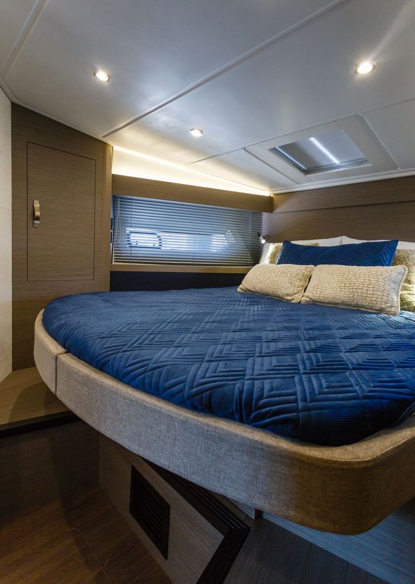 Beneteau GT 45 (023) | Интерьер 15