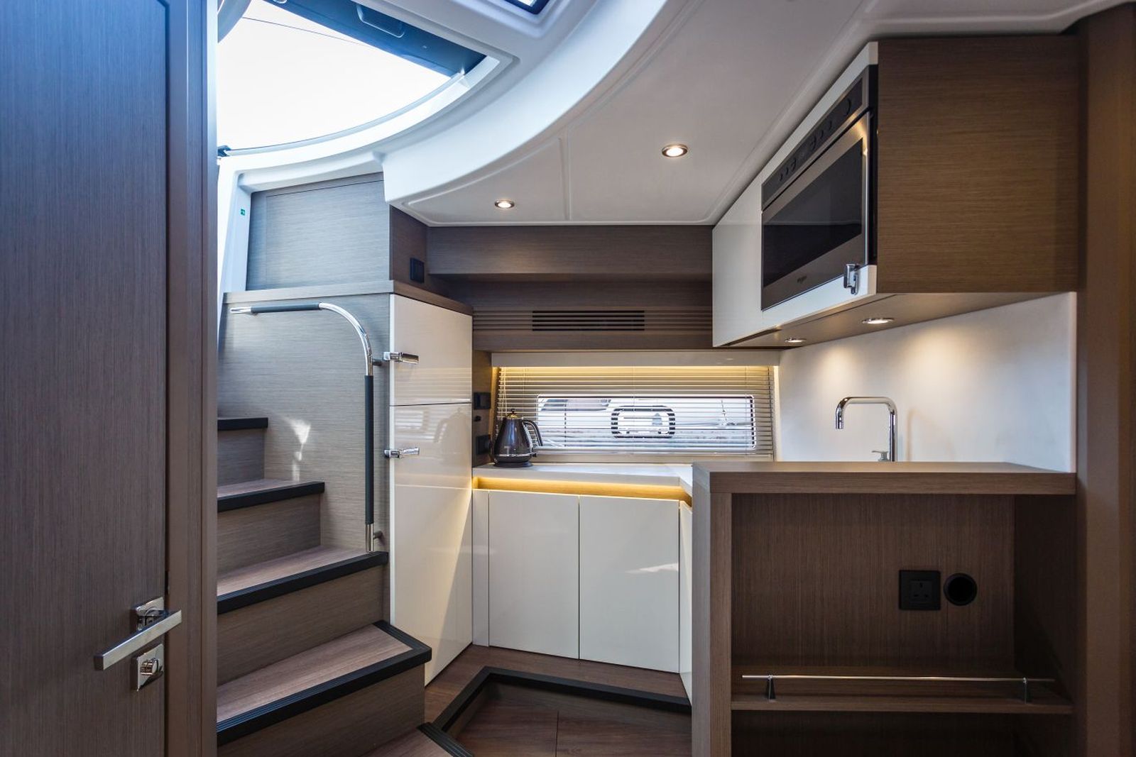 Beneteau GT 45 (023) | Интерьер 12