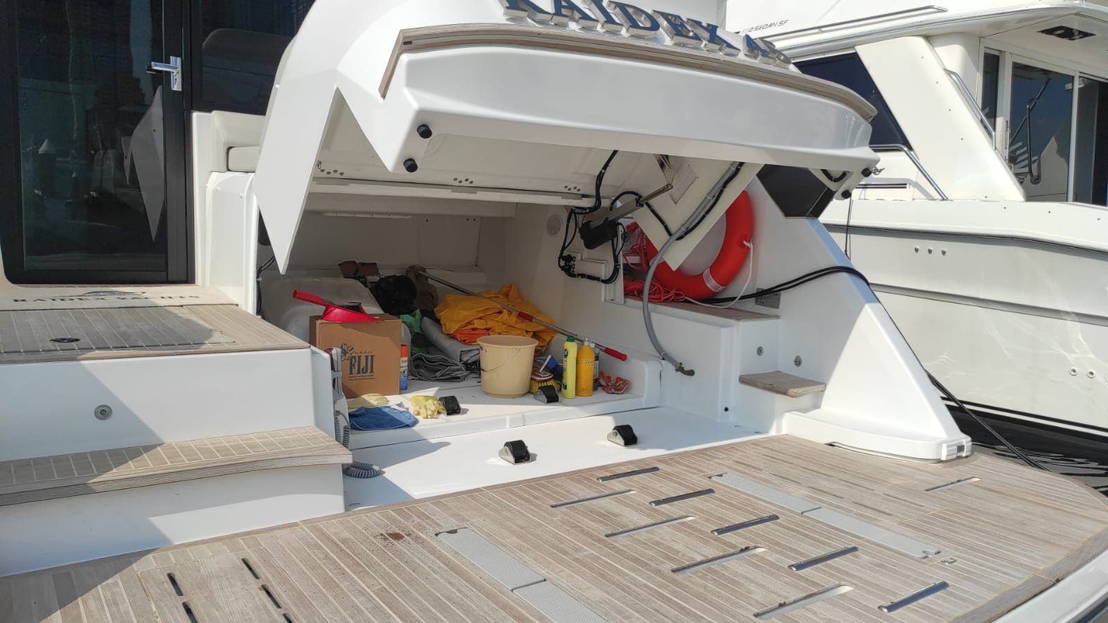 Beneteau GT 45 (023) | Экстерьер 13