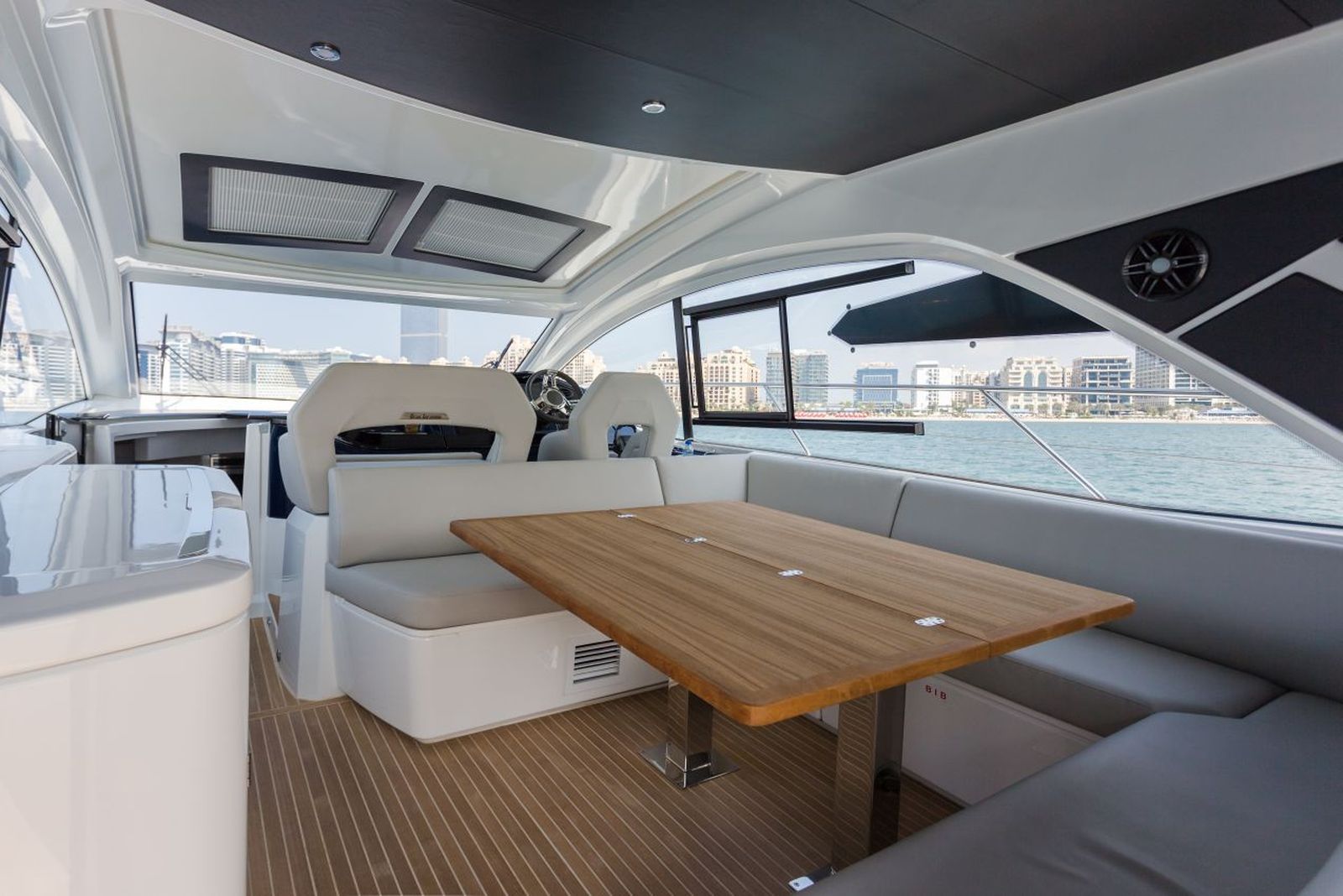 Beneteau GT 45 (023) | Интерьер 3