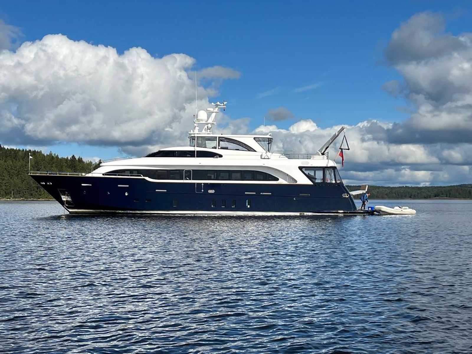 Benetti SD90 (010) | Экстерьер 2