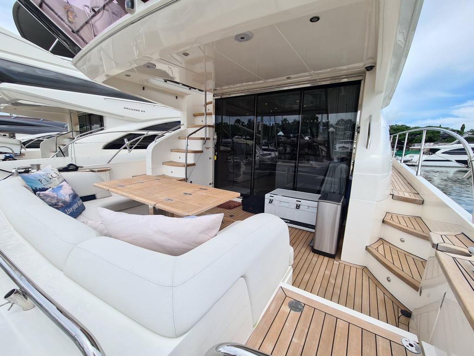 Princess 64 (014) | Экстерьер 3