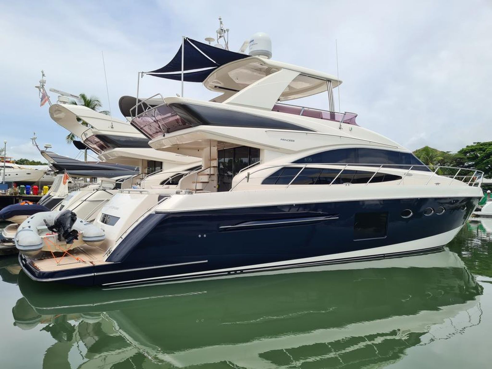 Princess 64 (014) | Экстерьер 2