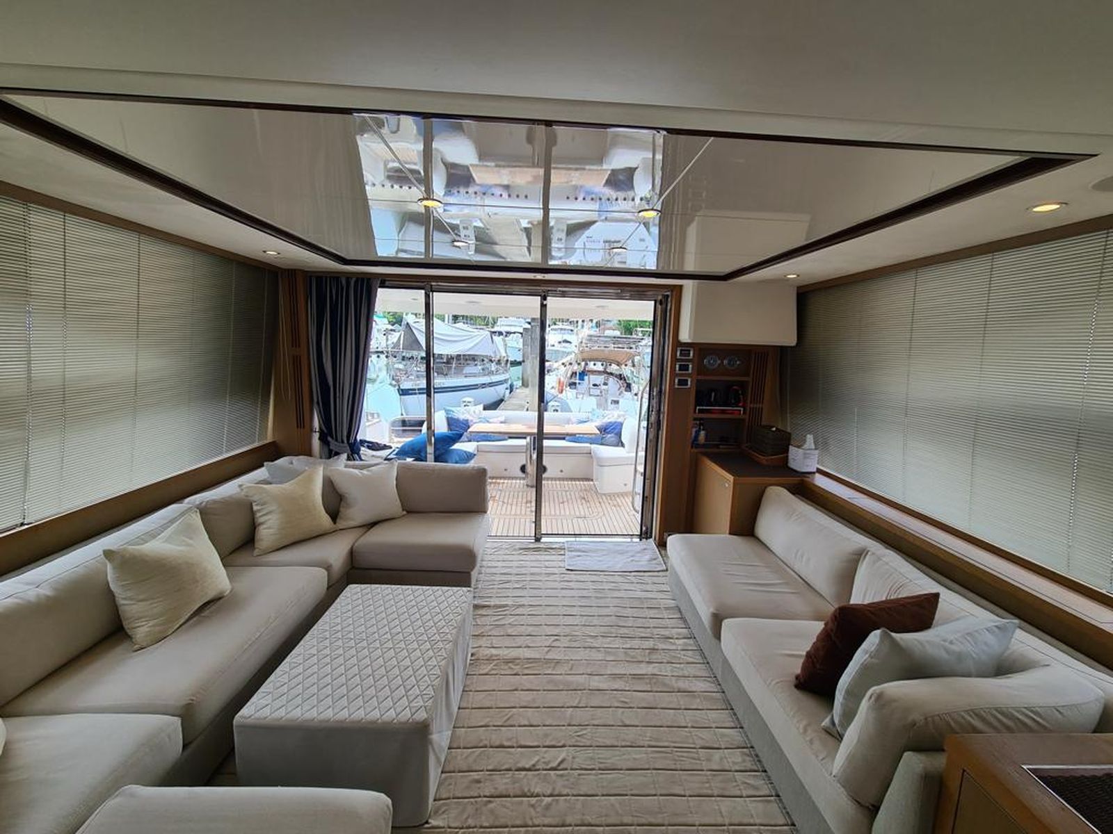 Princess 64 (014) | Интерьер 2