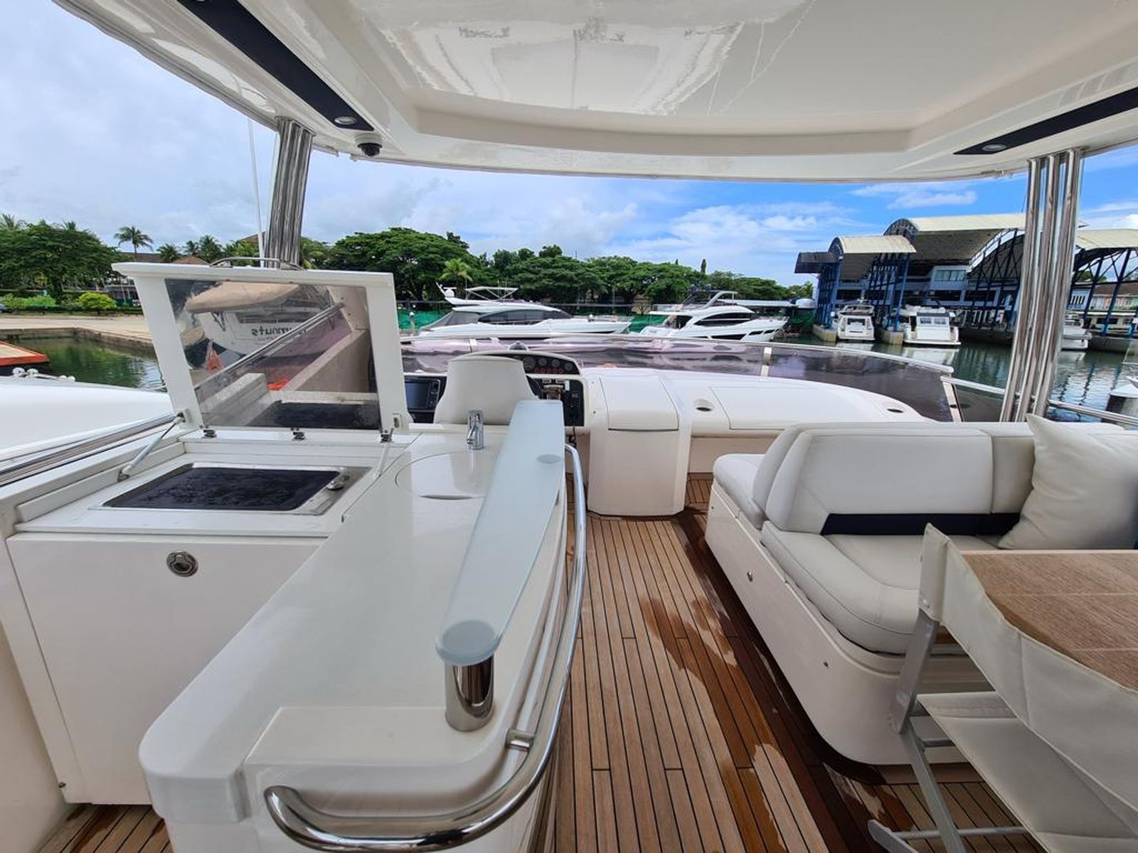 Princess 64 (014) | Экстерьер 6