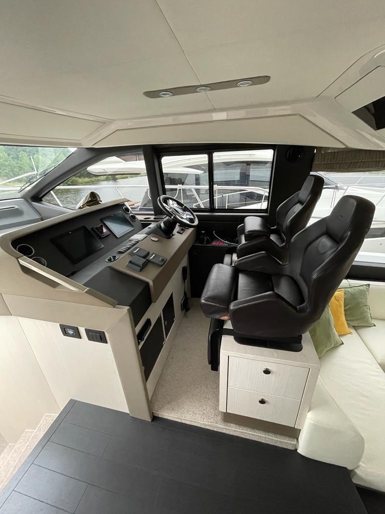 Azimut 50 FLY (017) | Интерьер 1