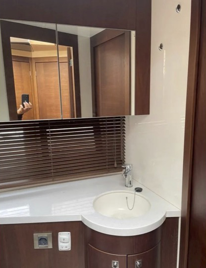 Galeon 390 HTC (015) | Интерьер 6