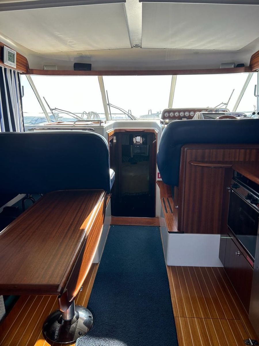 Nimbus Nova 42 (007) | Интерьер 1