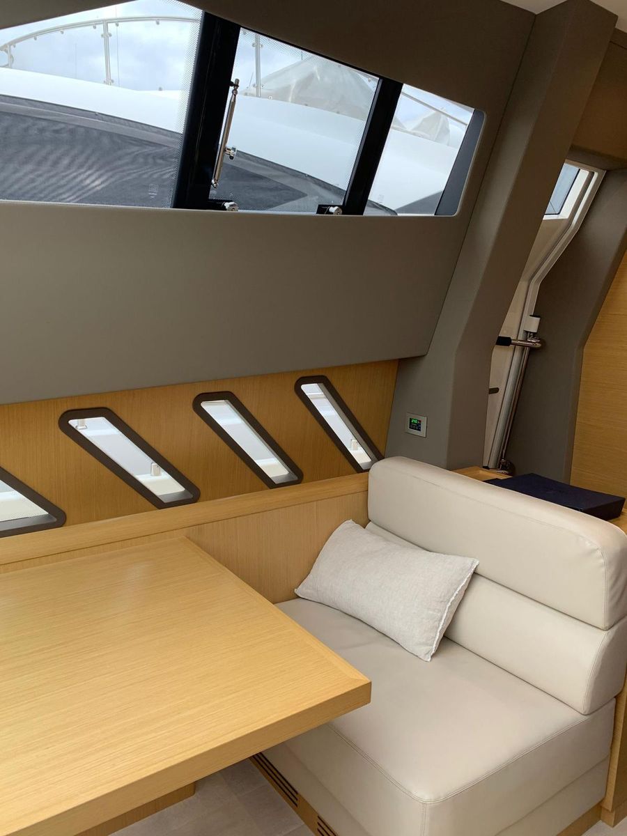 Ferretti 800 (014) | Интерьер 8