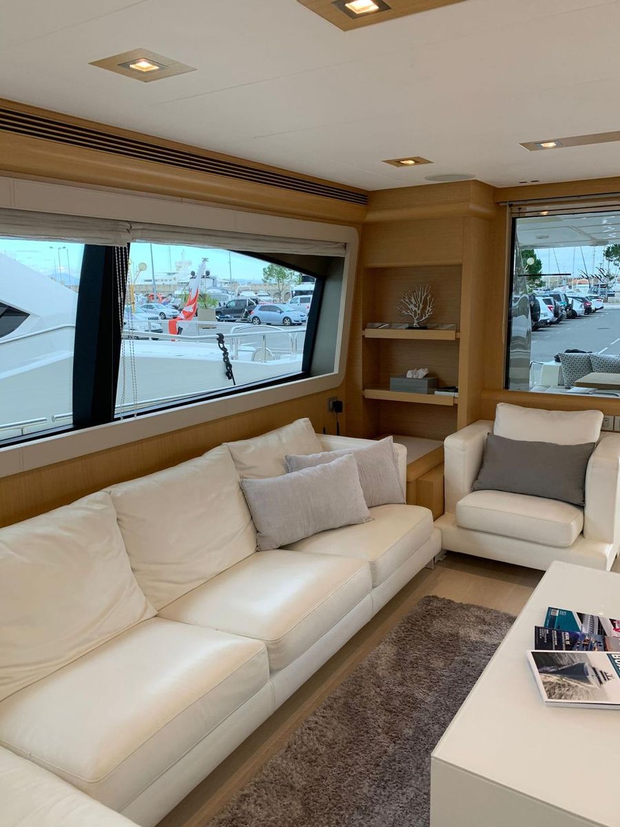 Ferretti 800 (014) | Интерьер 2