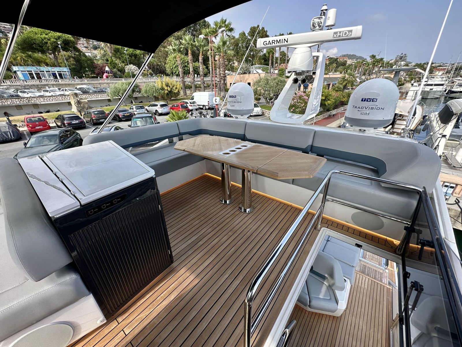 Fairline Phantom 65 (023) | Экстерьер 10