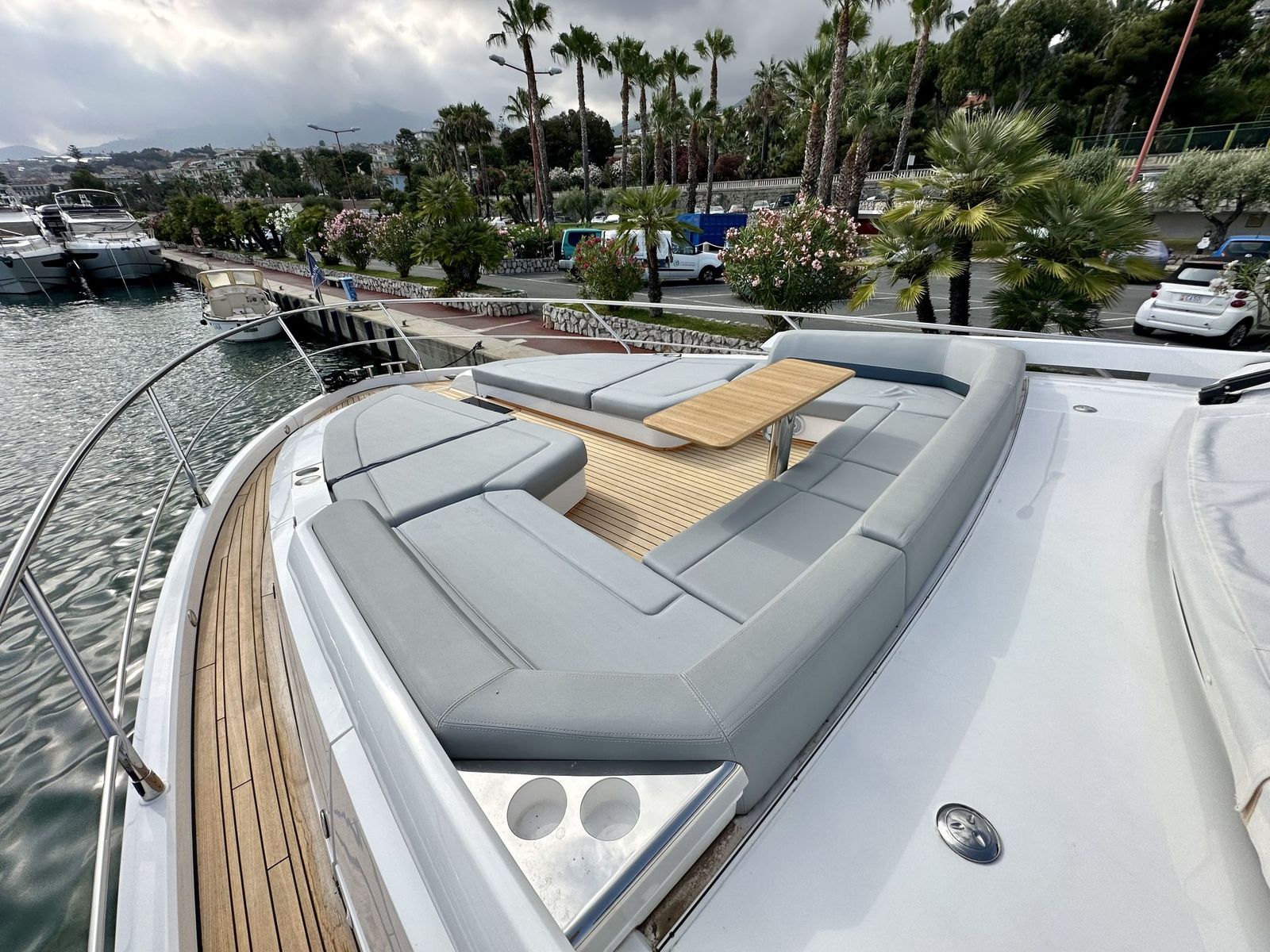 Fairline Phantom 65 (023) | Экстерьер 14